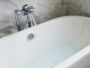 Como limpiar la bañera o el plato de ducha