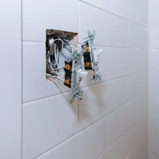 Cambio de bañera de hidromasaje por plato de ducha