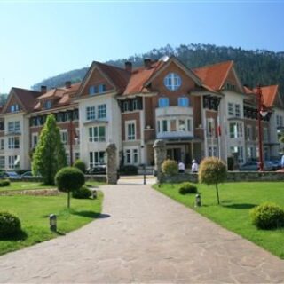 Nuevos platos de ducha SecuriBath: TECNOSAND