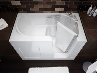 Cómoda bañera para espacios pequeños, «walk-in bathtube»
