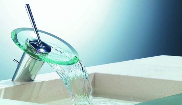 Grifos de cristal para el cuarto de baño - aqua