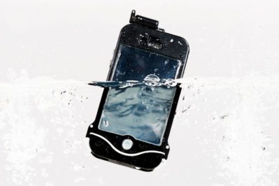 Carcasa de iphone sumergible hasta 4 metros de profundidad