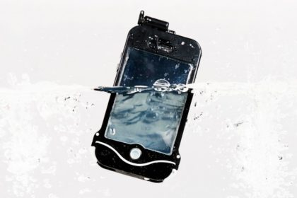 Carcasa-acuática-iPhone
