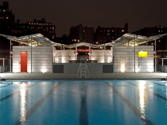 Consejos para hacer ejercicio saludable en la piscina