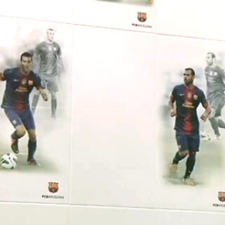 Una alfombrilla de baño reciclada con corchos