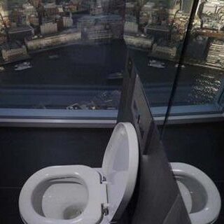 Orinar en la ducha, ¿si o no?