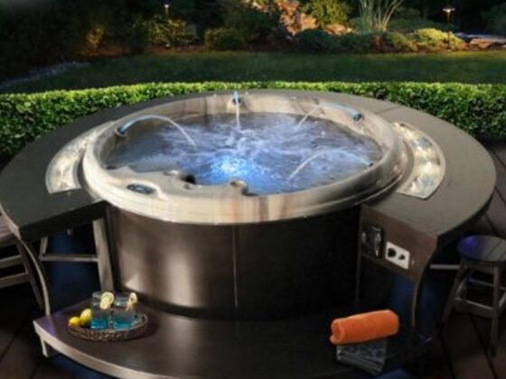 Lo último en jacuzzis lleva fogones incorporados