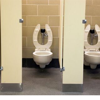 Mecedora con lámpara que se auto ilumina