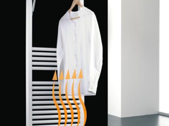 Un radiador de baño toallero y secador