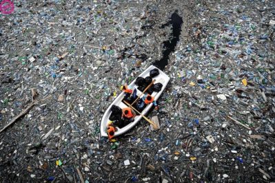 Botellas de jabón hechas con plástico reciclado del océano