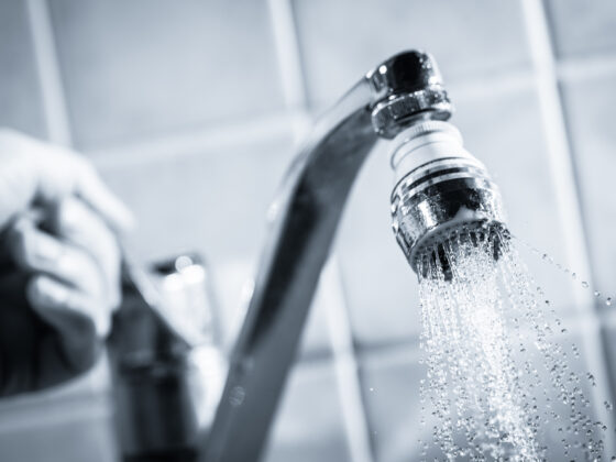 Economizadores de agua para duchas y grifería