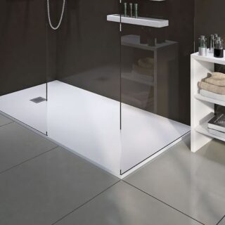 Resumen de lo que cuentan los blogs, webs sobre las experiencias de los consumidores, instaladores y fabricantes de platos de ducha