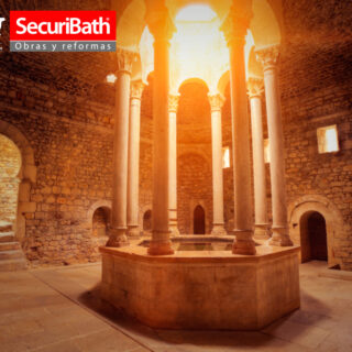 Resumen de lo que cuentan los blogs, webs sobre las experiencias de los consumidores, instaladores y fabricantes de platos de ducha.