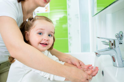 Levantar la mano para la higiene – Día Mundial del Lavado de Manos 2015