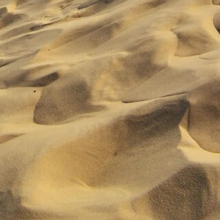¿Sabes cómo hacer que tu cuarto de baño parezca más grande?