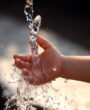 Ahorra agua con los peques de la casa