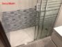 CAMBIO DE BAÑERA POR PLATO DE DUCHA CON MAMPARA DE TRES HOJAS CORREDERAS