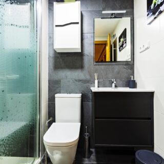 LOS IMPRECINDIBLES PARA TENER UN BAÑO LIMPIO Y RECOGIDO