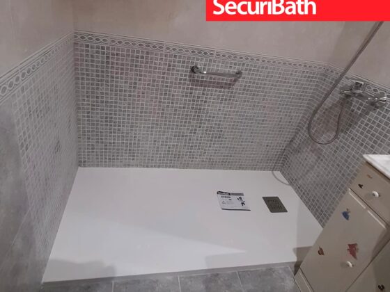 Cambio básico de bañera por plato de ducha