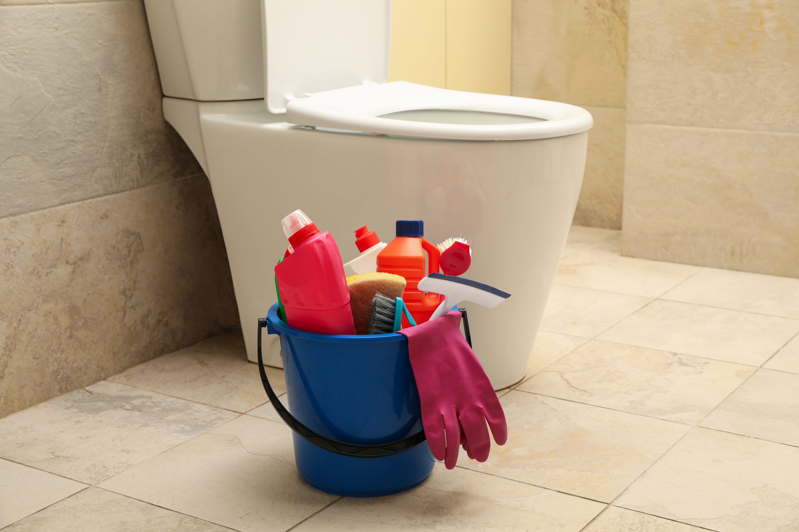 Limpiar tu cuarto de baño, hábitos para un espacio de bienestar