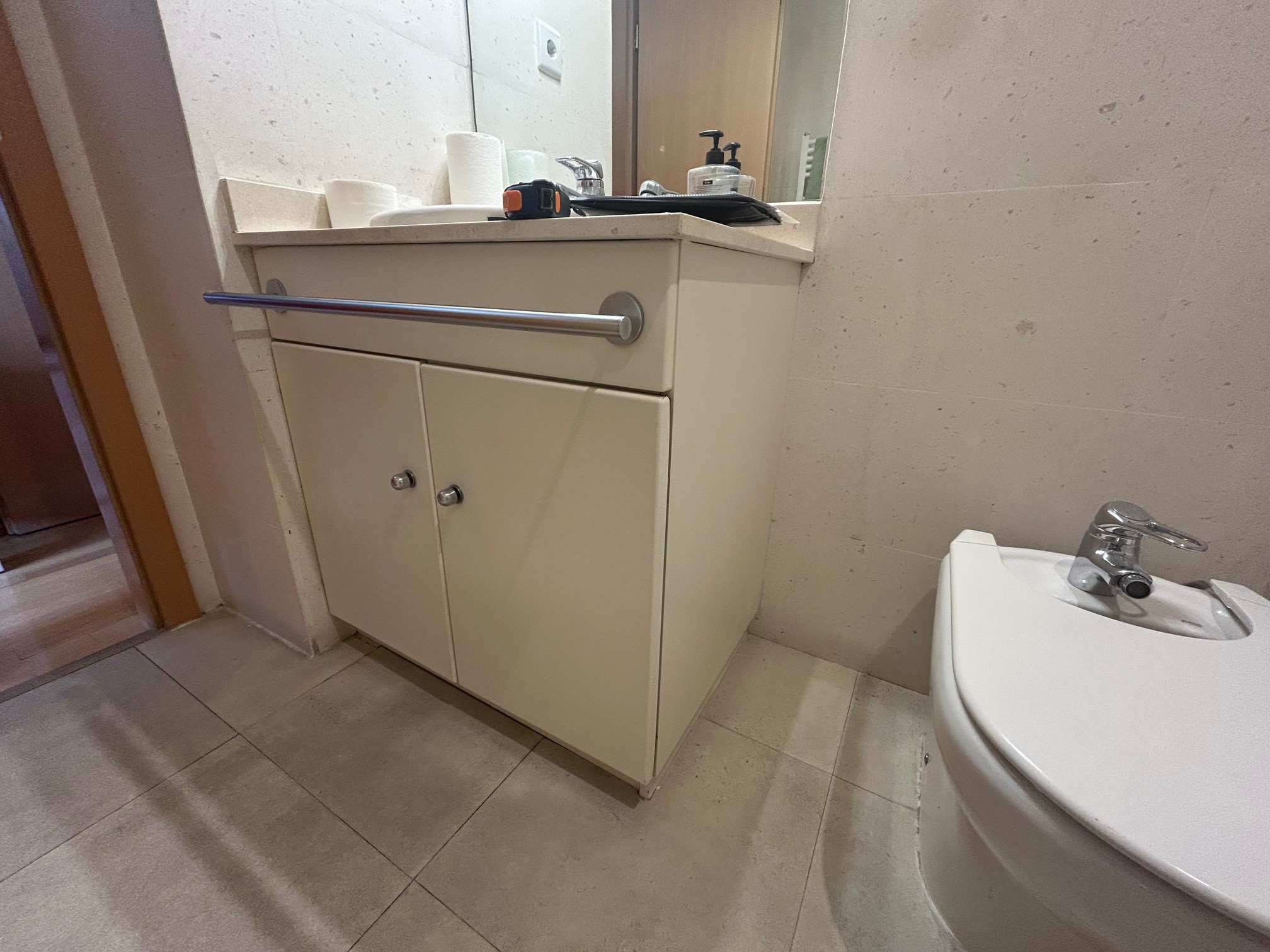 Lateral mueble antes