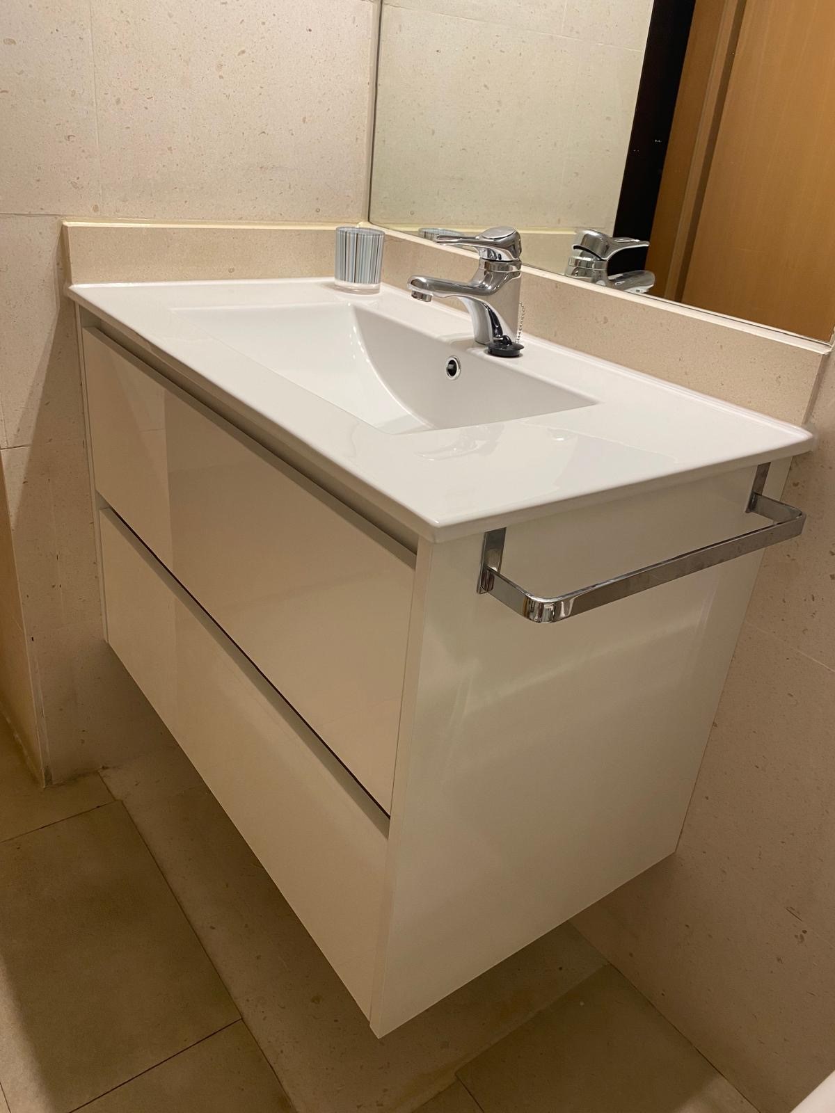 Lateral mueble nuevo