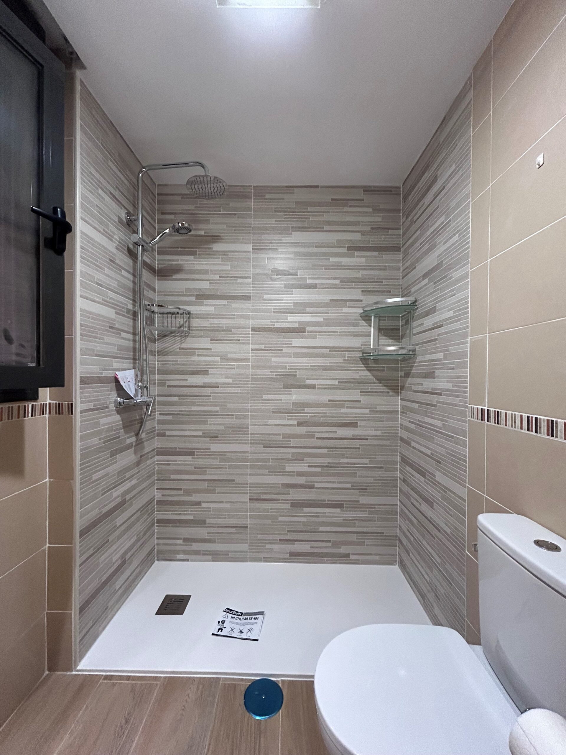 reforma de baño en 3 días casi terminada 3